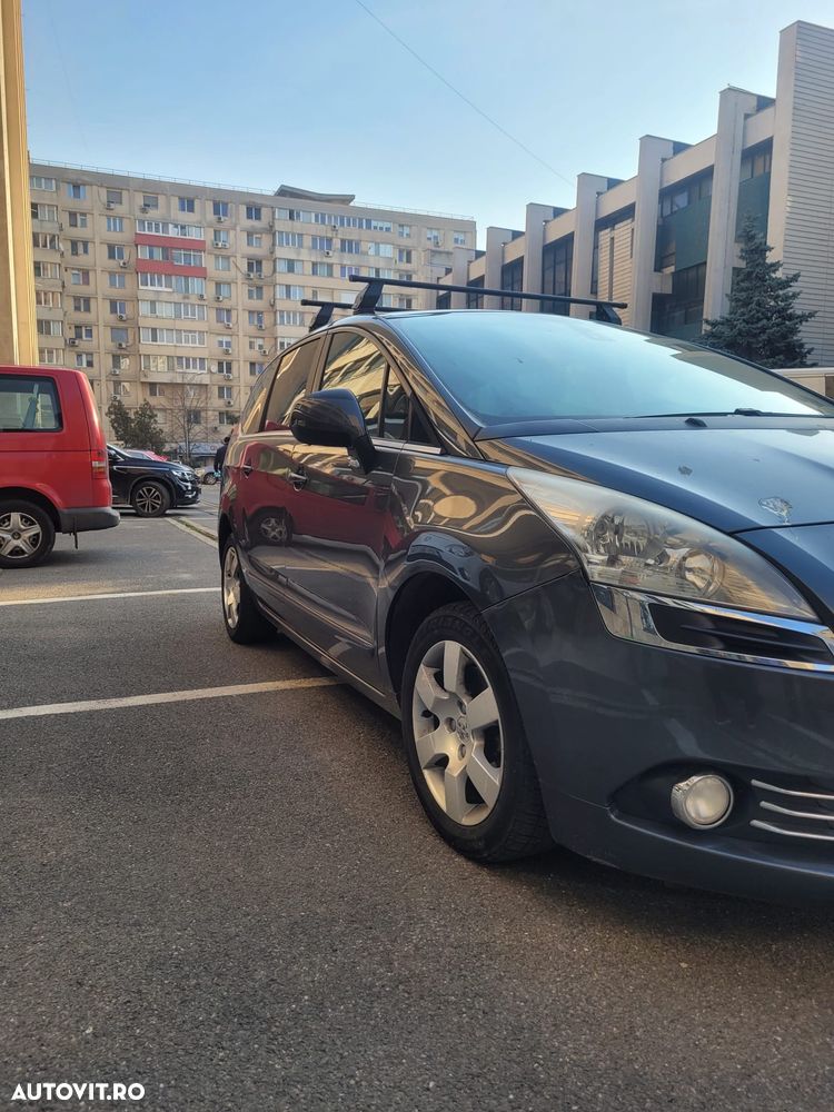 Peugeot 5008 - 4
