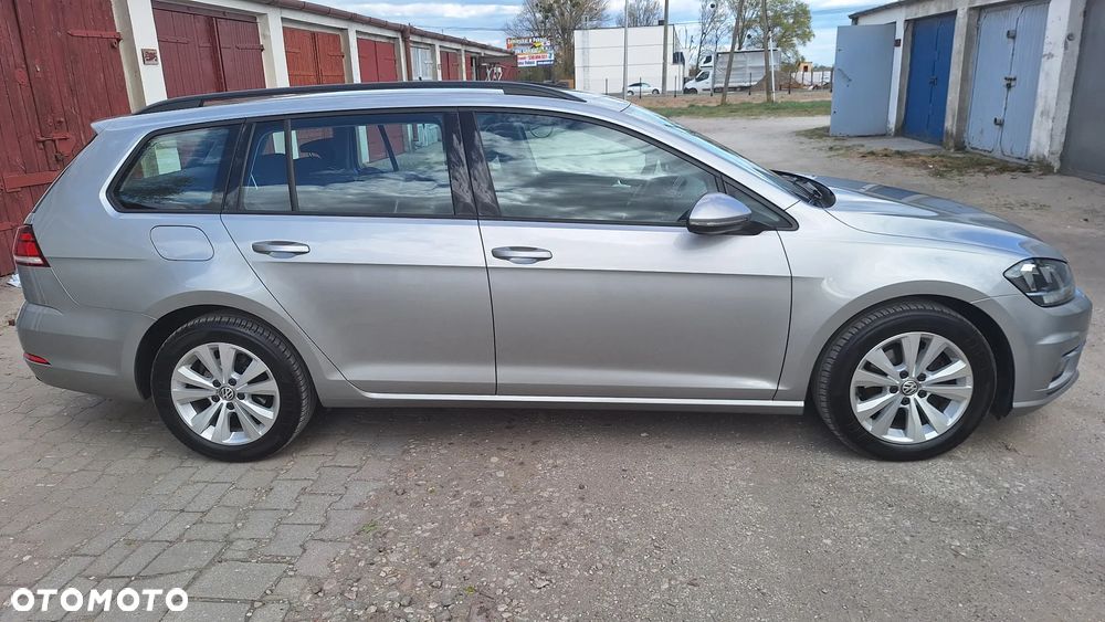 Volkswagen Golf 1.6 TDI BMT Comfortline - 8
