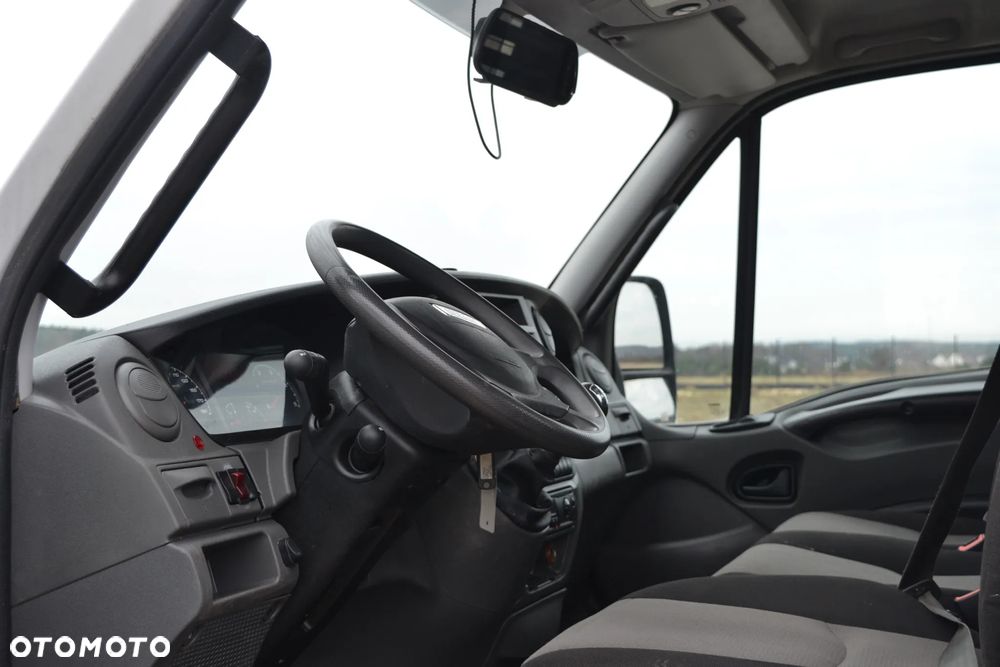 Iveco Daily 70C15 70C17 Niski przebieg tylko 106 920 km Nowy 3-stronny WYWROT PTO 72C 65C 50C 35C - 17