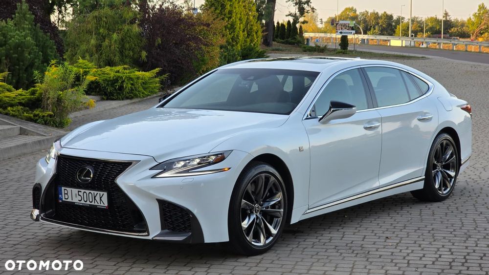 Lexus LS - 22