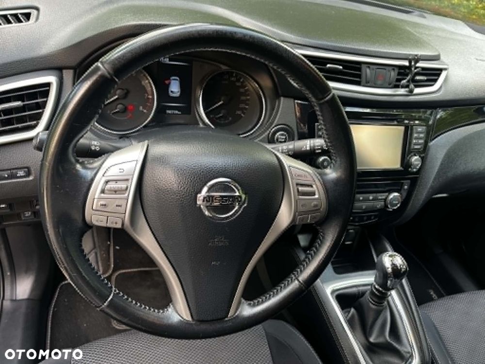 Nissan Qashqai - 10