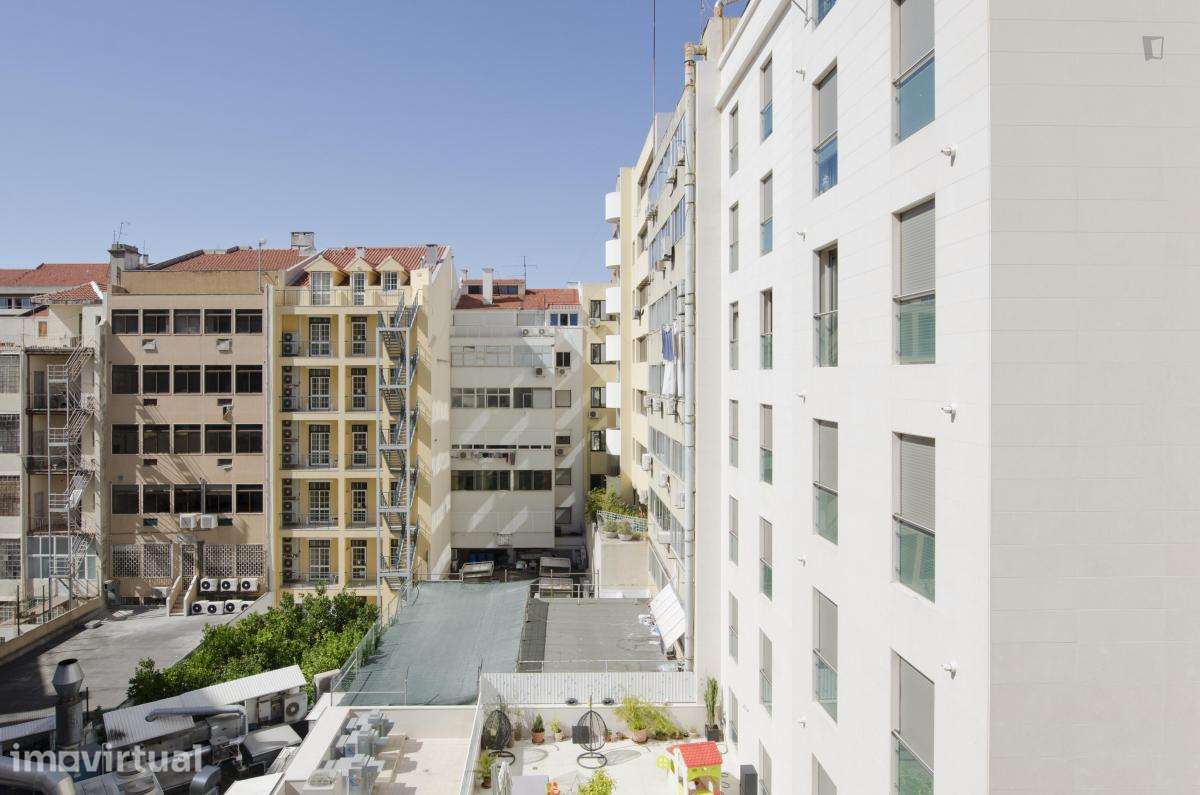 Quarto - localizado em Saldanha Lisbon - Grande imagem: 5/22