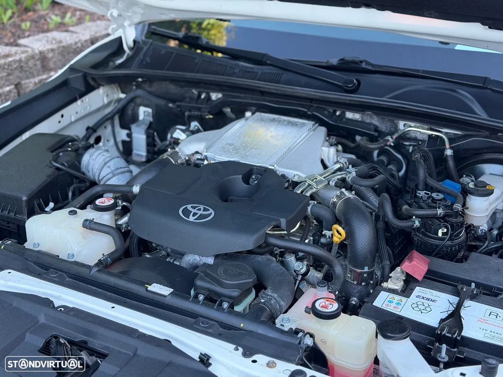 Toyota Hilux 2.4 D-4D CD 5L - 27