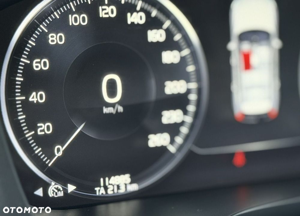 Volvo XC 60 - 32