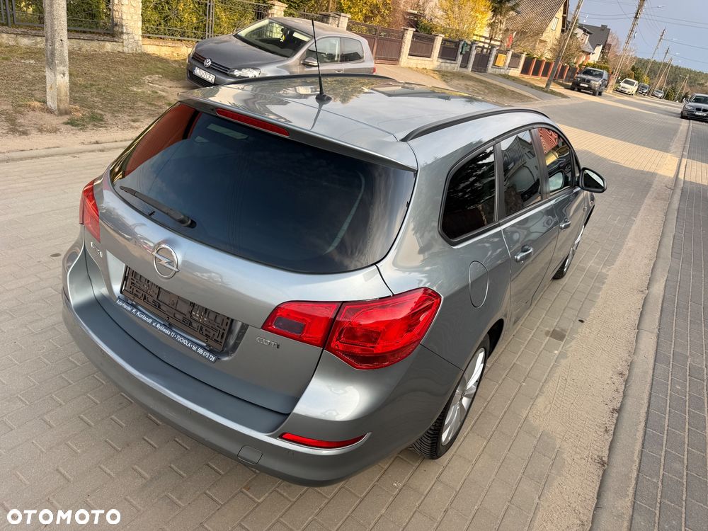 Opel Astra 1.7 CDTI DPF 150 Jahre - 9