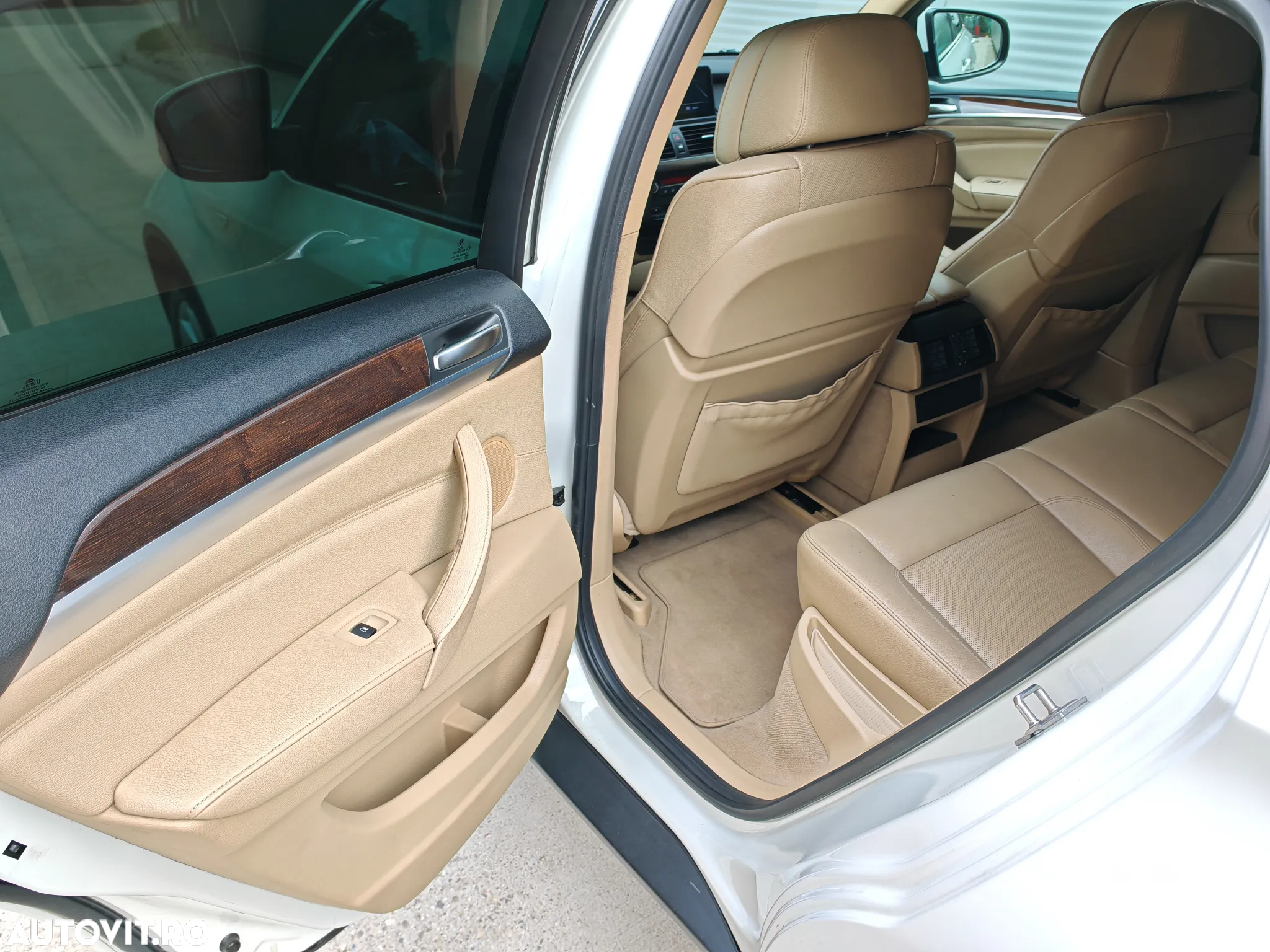 BMW X6 xDrive30d - 14