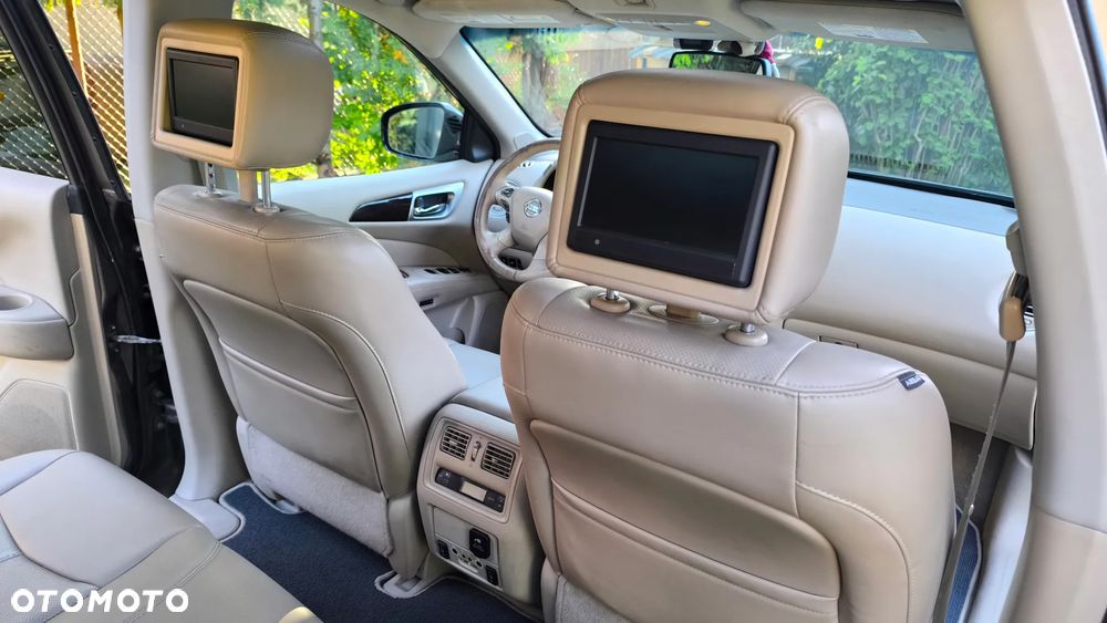 Nissan Pathfinder - 26