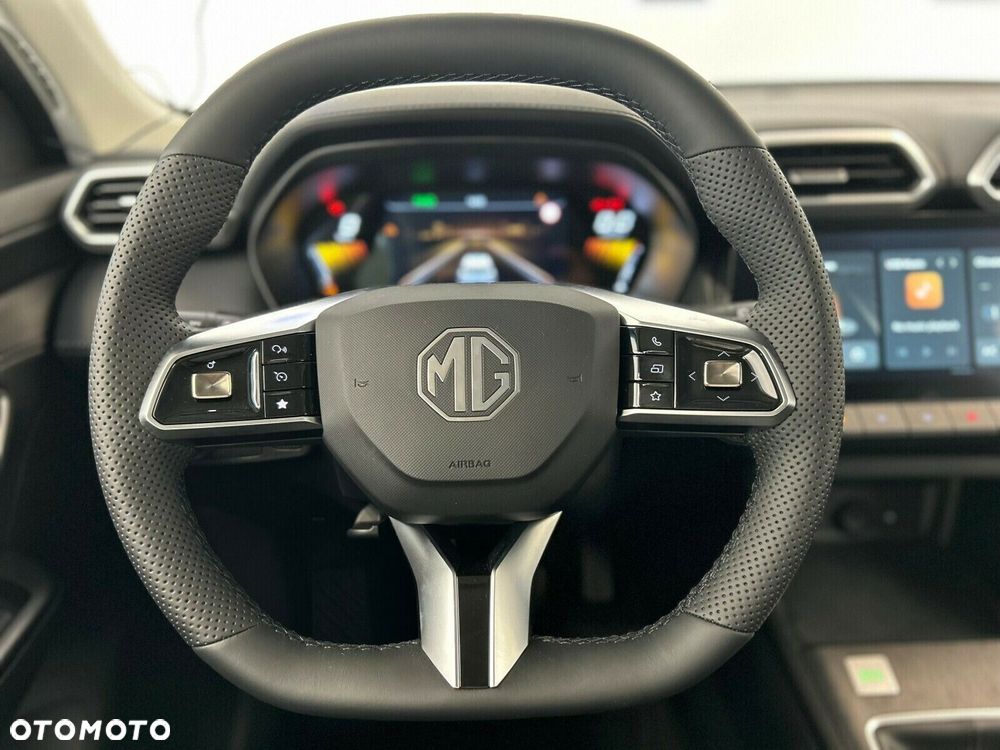 MG ZS - 12