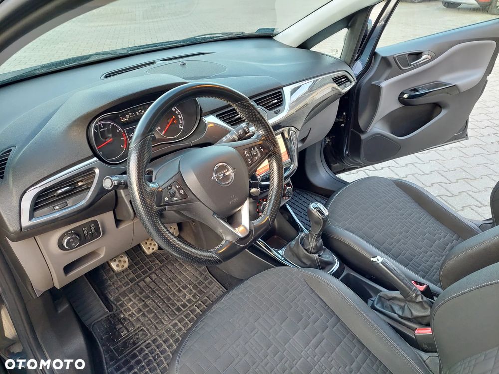 Opel Corsa 1.4 T Cosmo S&S - 24
