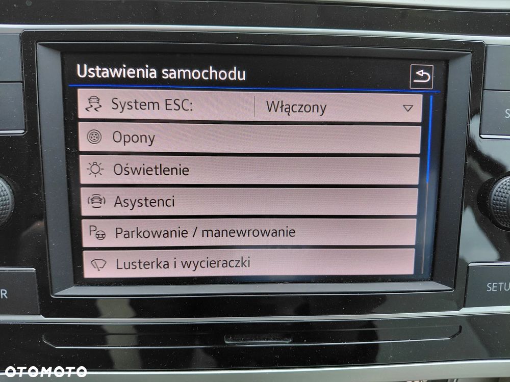 Volkswagen Passat 1.8 TSI BMT Comfortline - 11