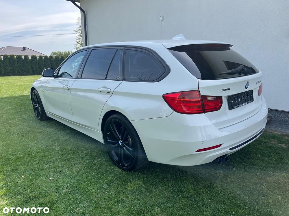 BMW Seria 3 335d Touring xDrive Sport Line - 2