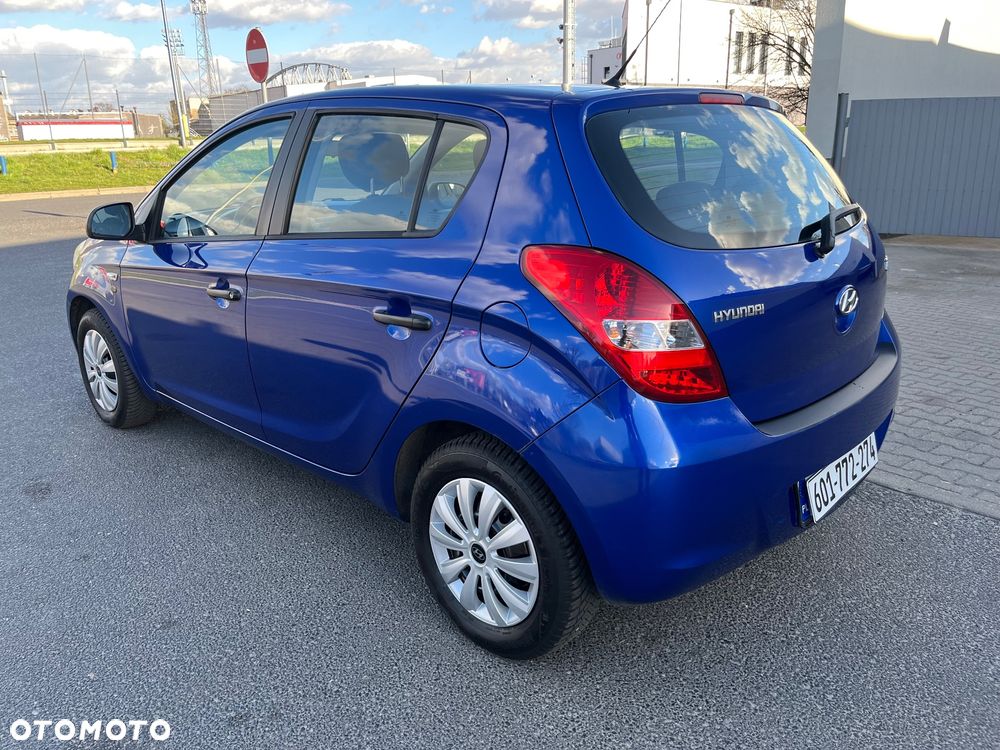 Hyundai i20 - 11