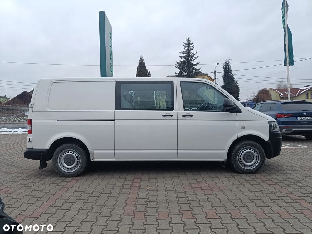 Volkswagen Transporter - 4