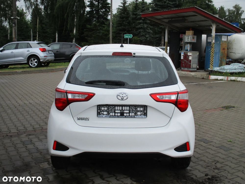 Toyota Yaris - 5