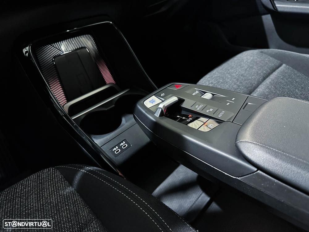BMW iX1 xDrive30 - 50