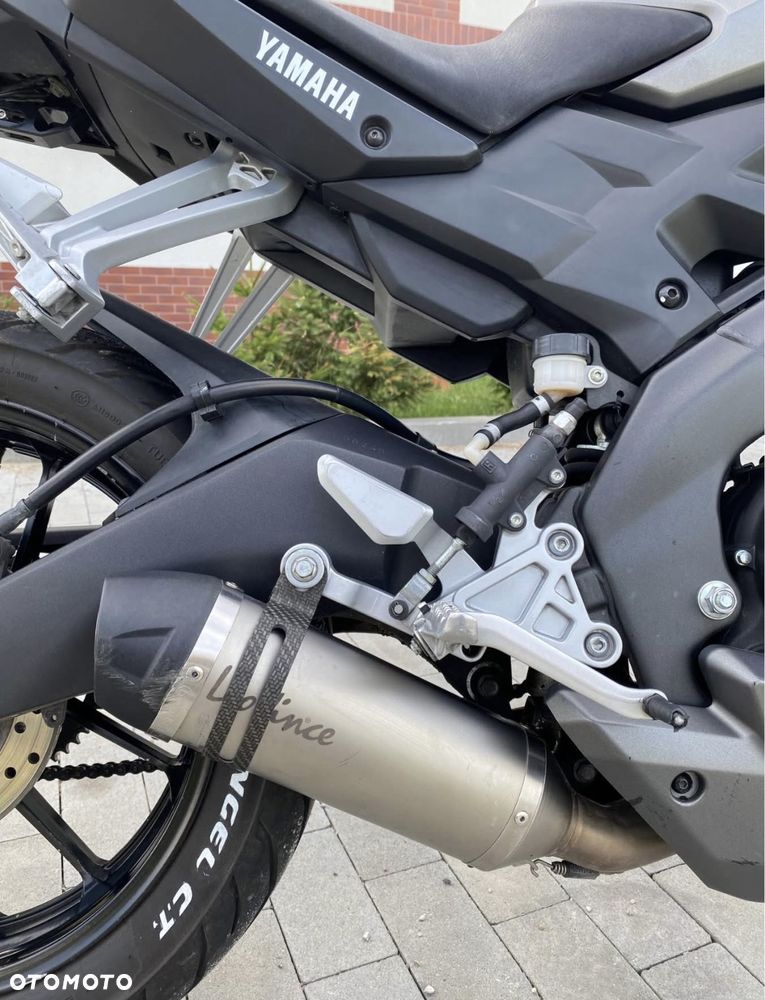 Yamaha MT - 8