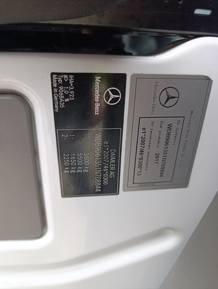 Mercedes-Benz sprinter - 35