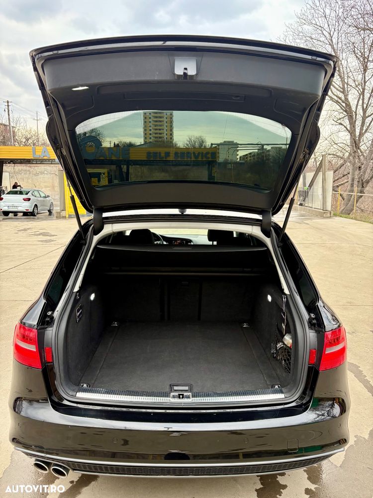 Audi A4 2.0 TDI DPF multitronic S line Sportpaket - 8