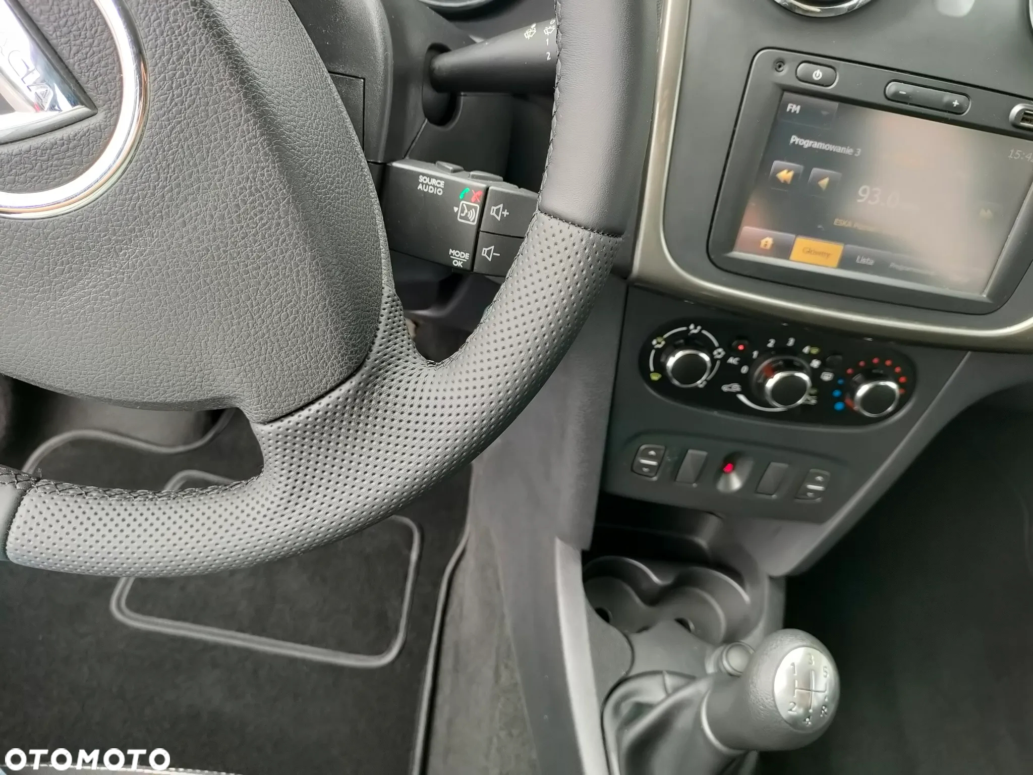 Dacia Sandero 0.9 TCe Laureate - 12