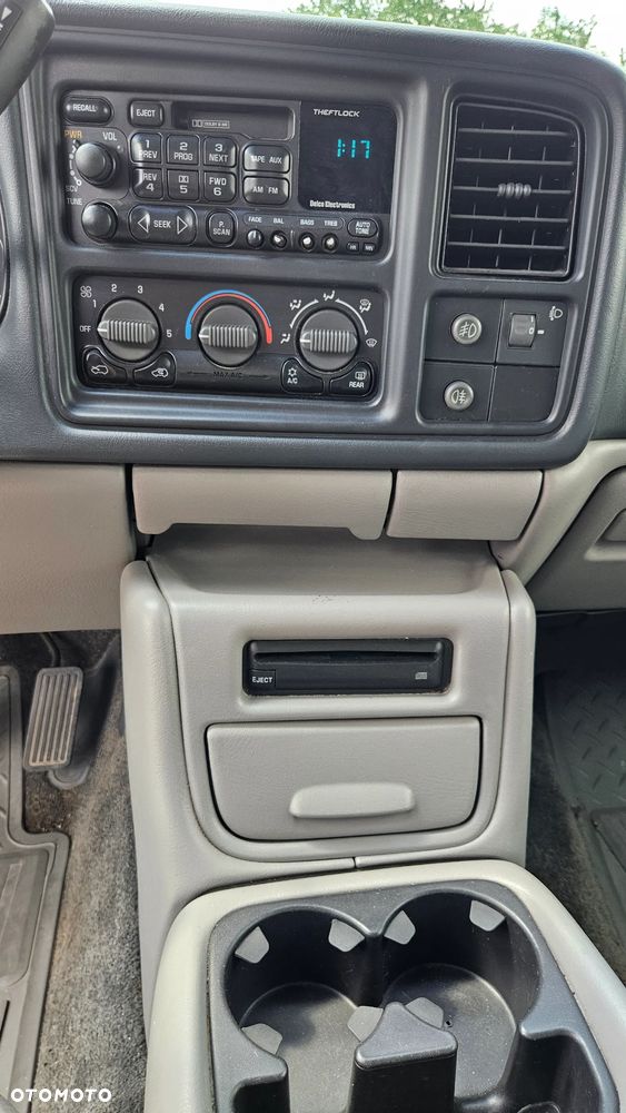 Chevrolet Tahoe - 8
