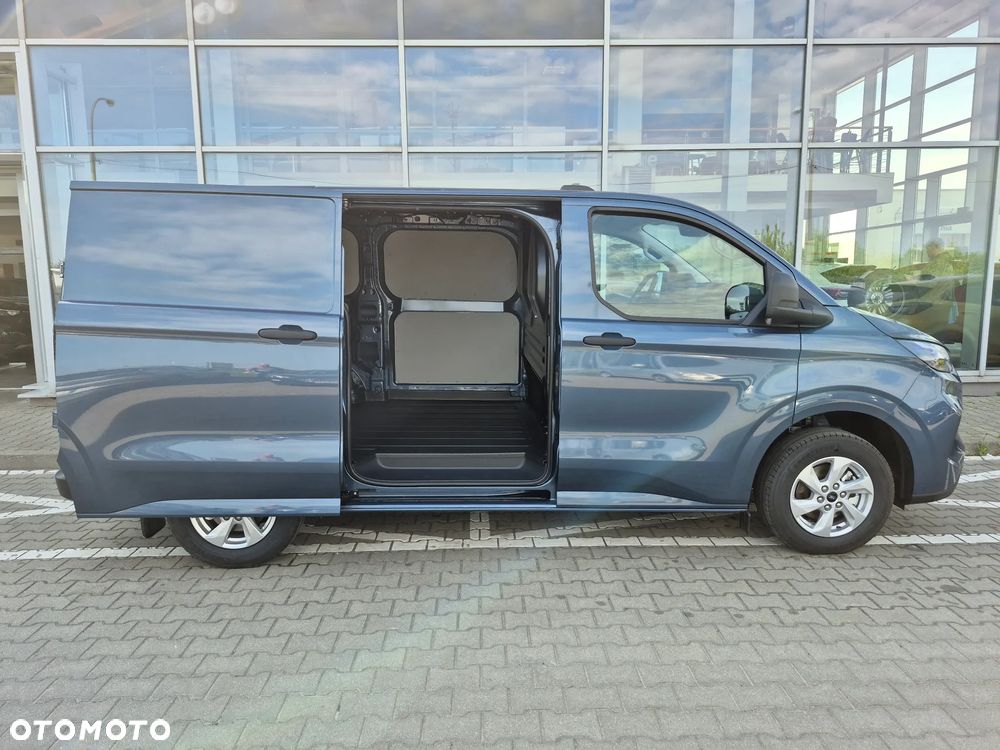 Ford TRANSIT CUSTOM - 7