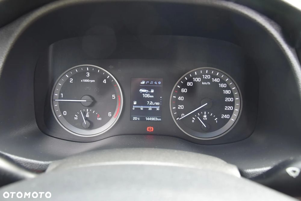 Hyundai Tucson 1.7 CRDI BlueDrive Comfort 2WD - 23