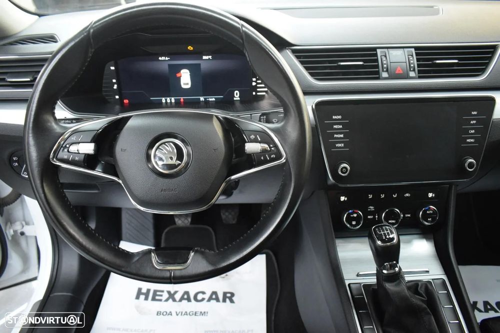 Skoda Superb Break 2.0 TDI Style - 11