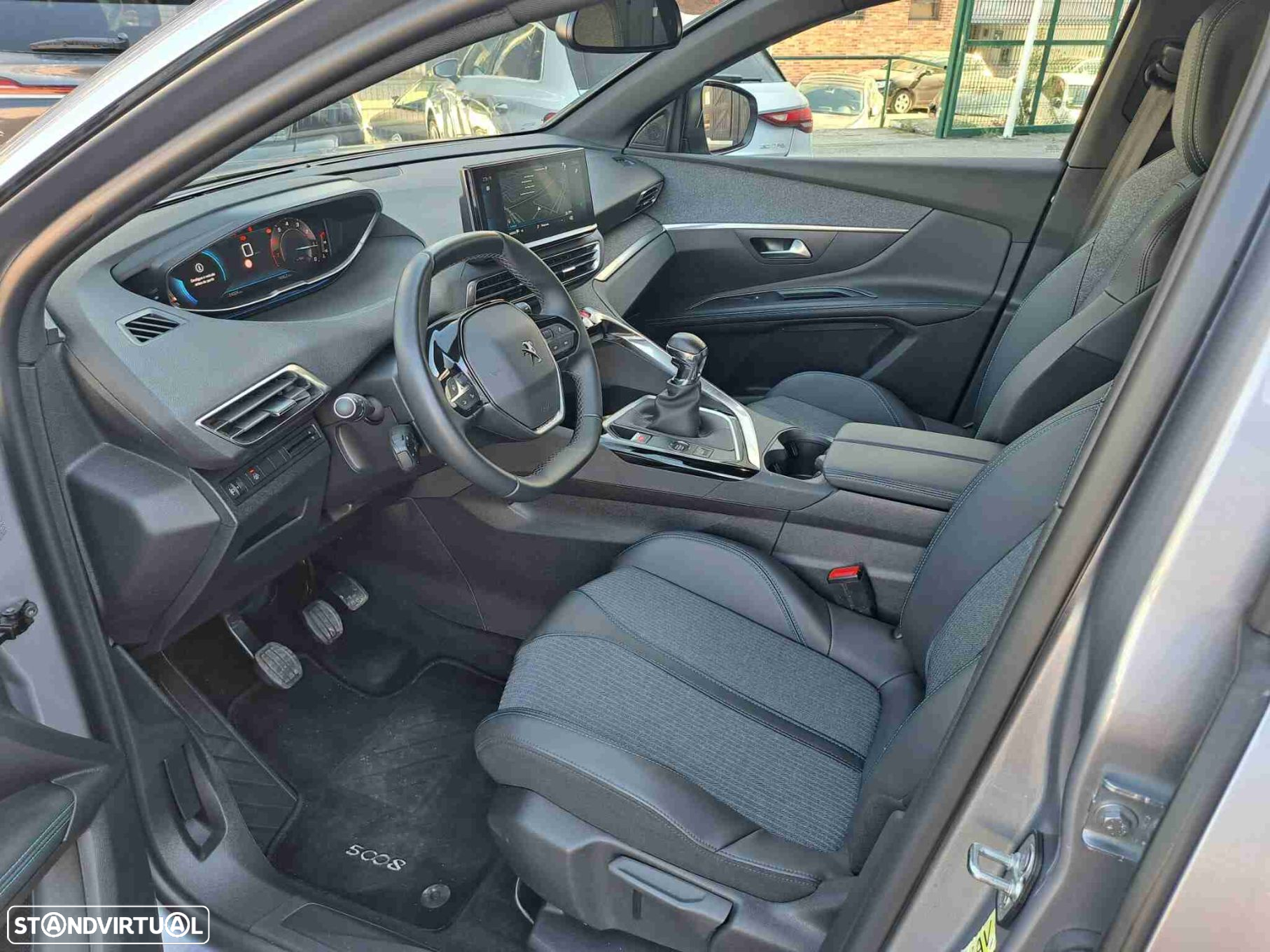 Peugeot 5008 1.2 PureTech Allure Pack - 11