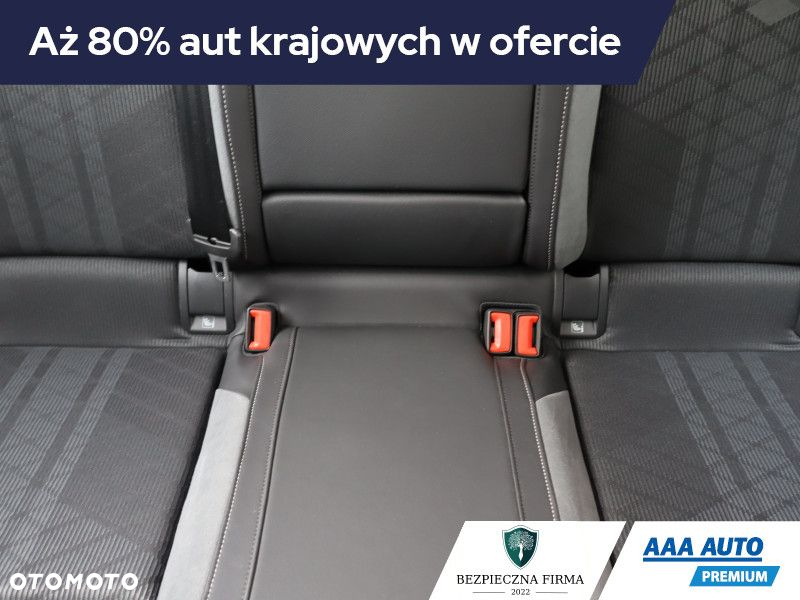 Volkswagen Golf - 11
