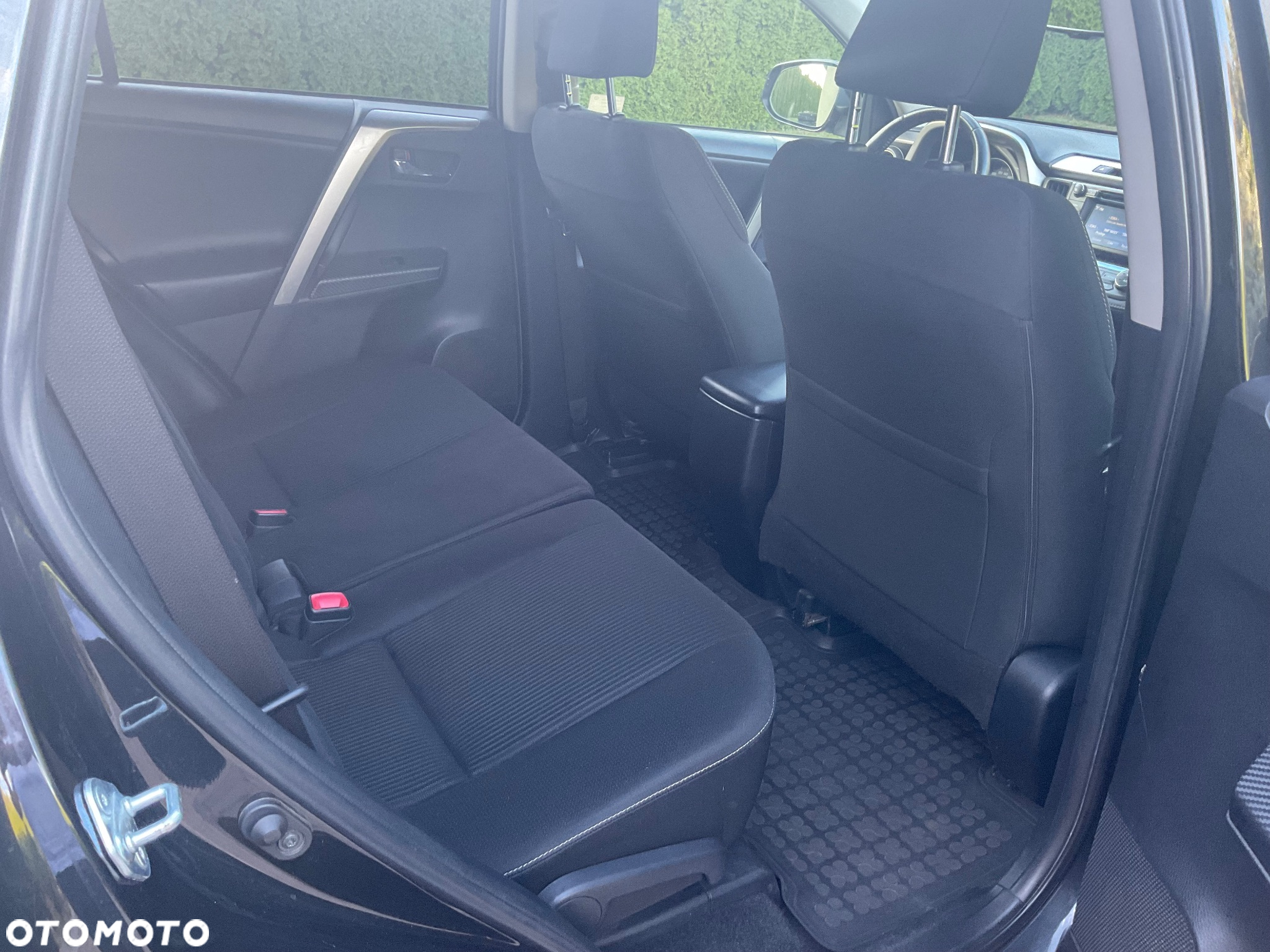 Toyota RAV4 - 12