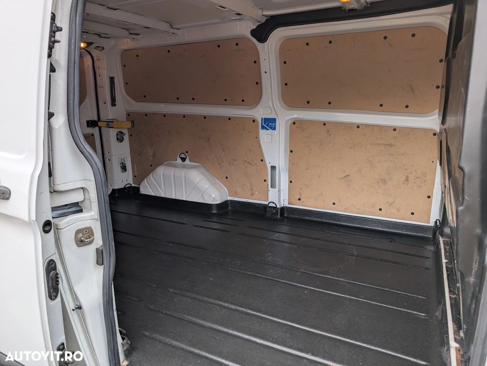 Ford Transit Custom DCIV 320 2.0 EcoBlue 130 CP L2H1 Trend - 12