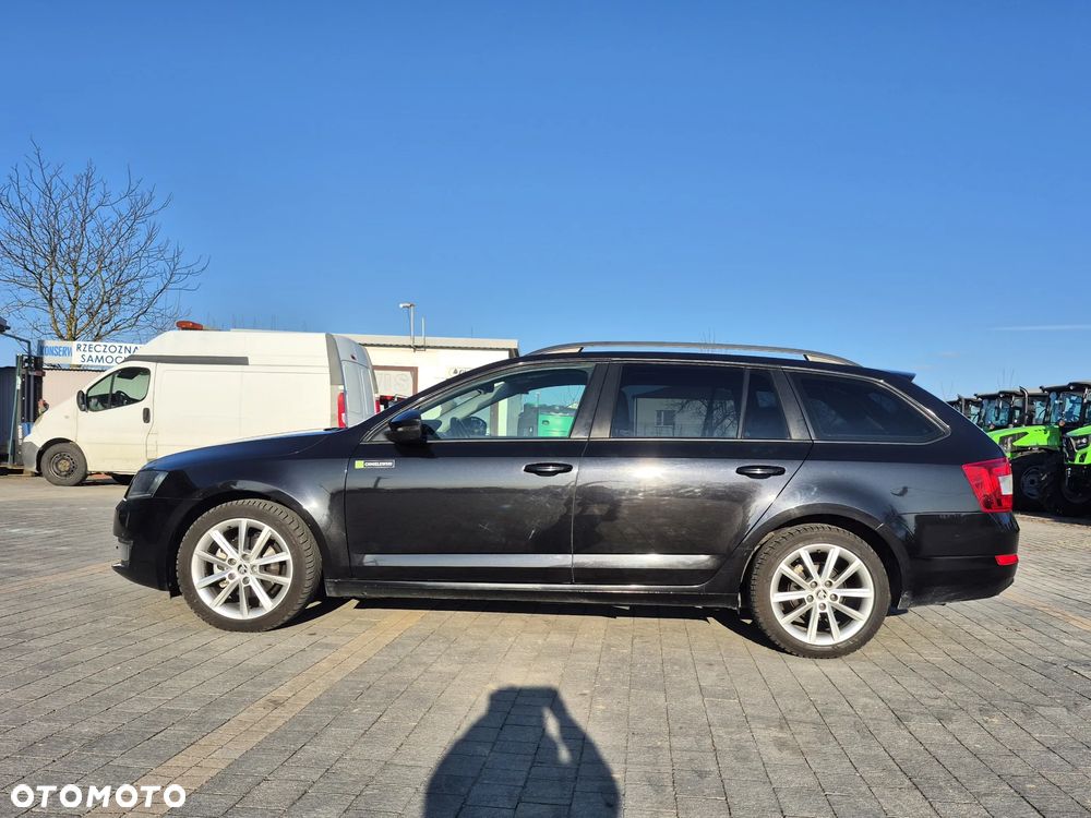 Skoda Octavia 2.0 TDI Style - 19