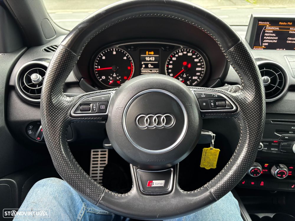 Audi A1 Sportback 1.6 TDI S line edition - 11