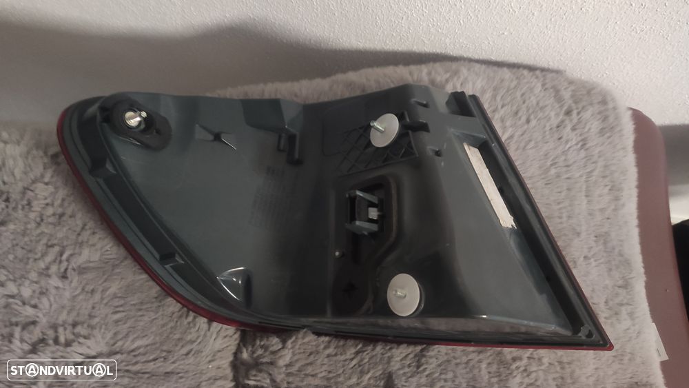 farolim traseiro direito BMW F10 serie 5 - 3