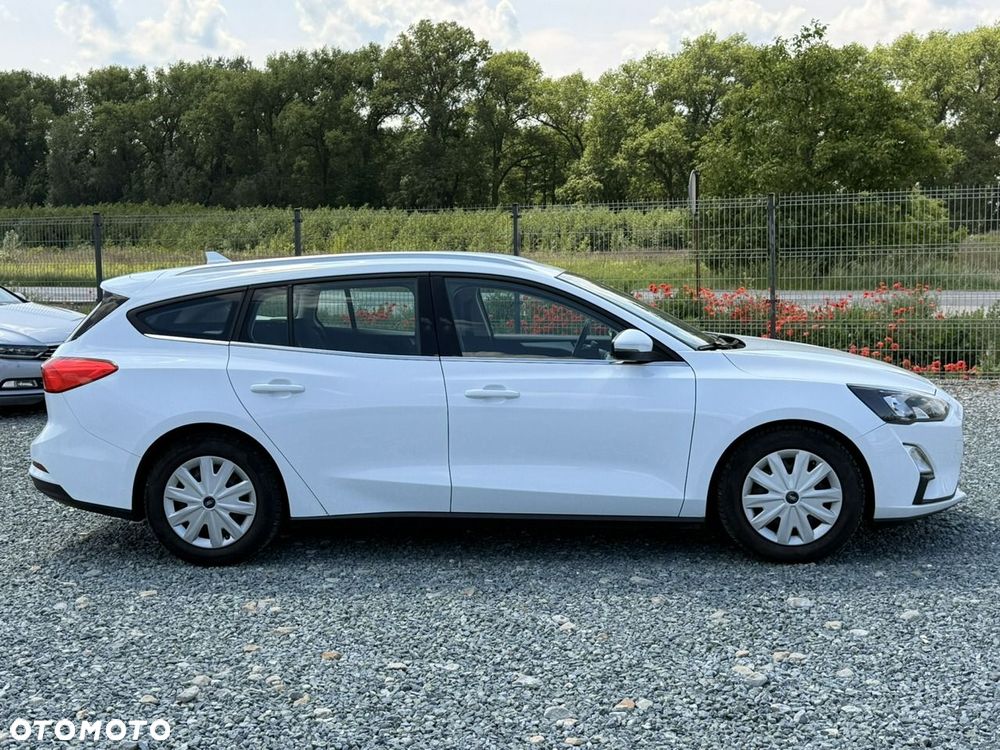 Ford Focus 1.5 EcoBlue Start-Stopp-System COOL&CONNECT - 10