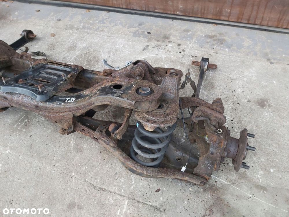 Toyota Avensis T27 Lift T29 14-18r belka zawieszenia tył sanki wahacz - 3