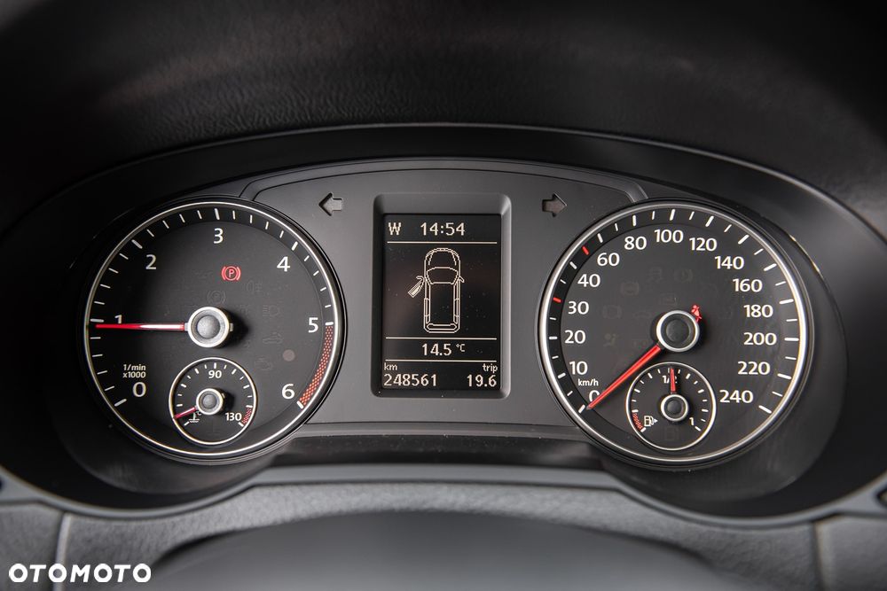 Volkswagen Sharan 2.0 TDI BlueMotion Technology Match - 23