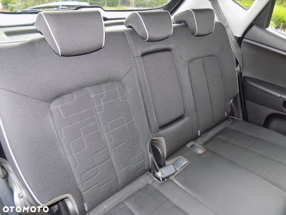 Kia Venga 1.4 CVVT Spirit - 20