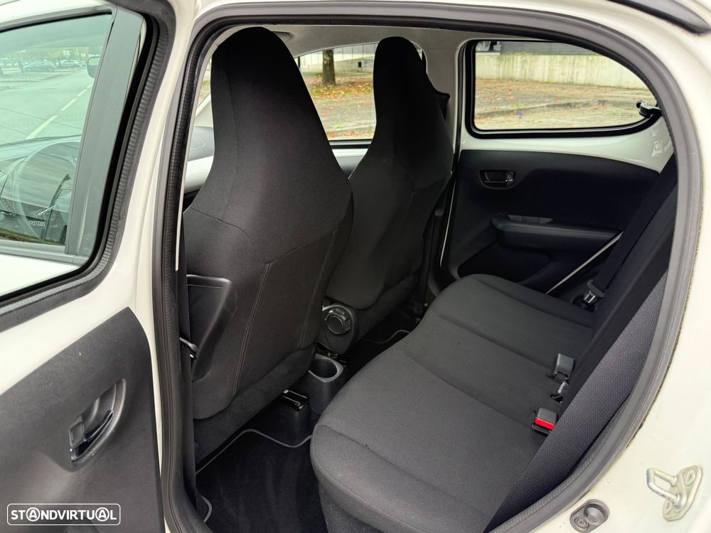 Peugeot 108 1.2 PureTech Allure - 19