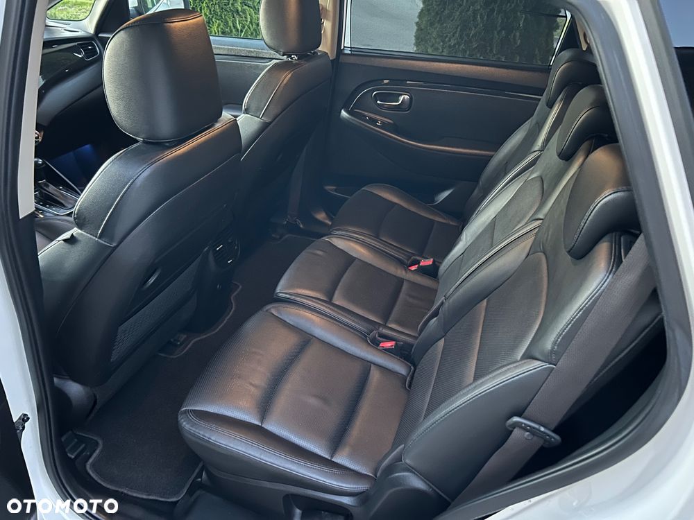 Kia Carens 1.7 CRDi Vision - 9
