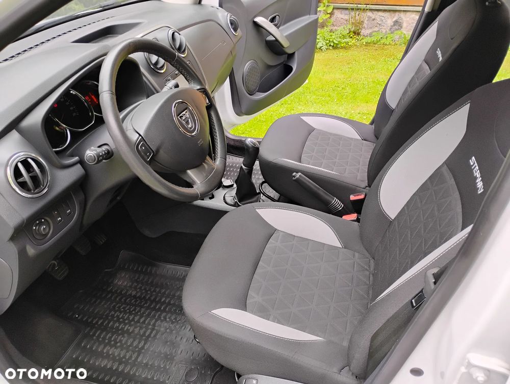 Dacia Sandero Stepway TCe 90 Prestige - 8