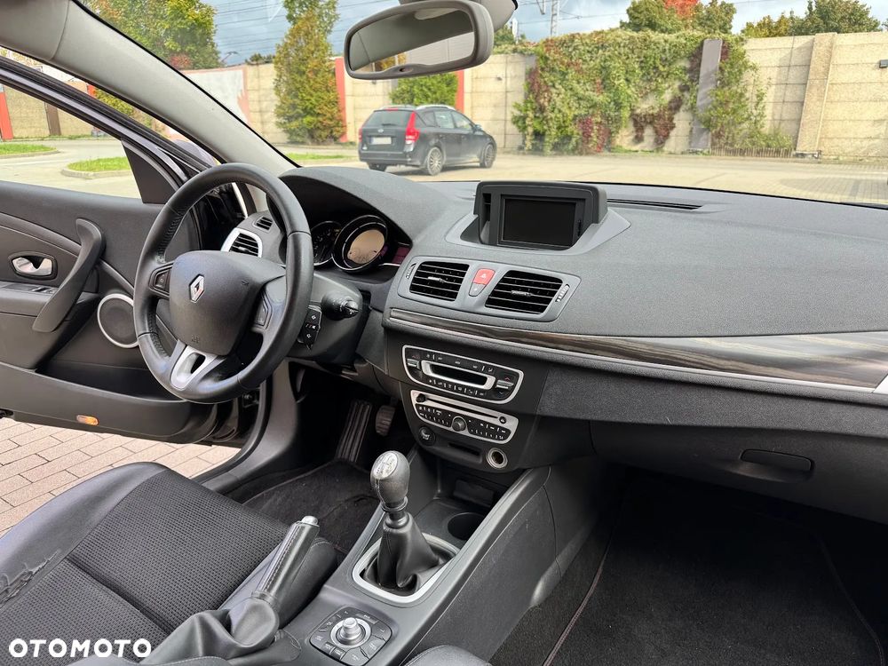 Renault Megane 1.9 dCi Dynamique Euro5 - 11