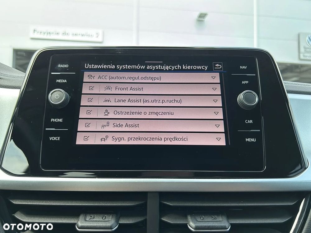 Volkswagen T-Roc 1.5 TSI Life Plus DSG - 30