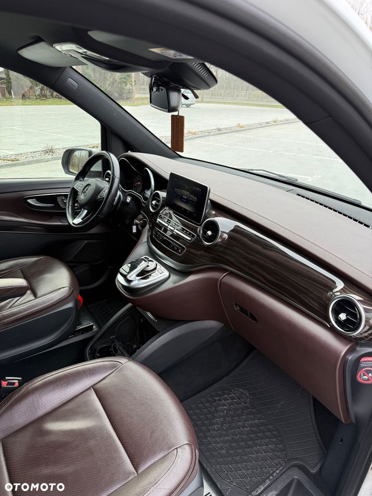 Mercedes-Benz Klasa V 250 (BlueTEC) d Avantgarde 7G-Tronic - 15