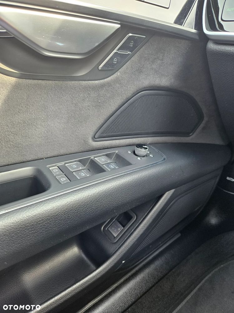 Audi A8 - 14