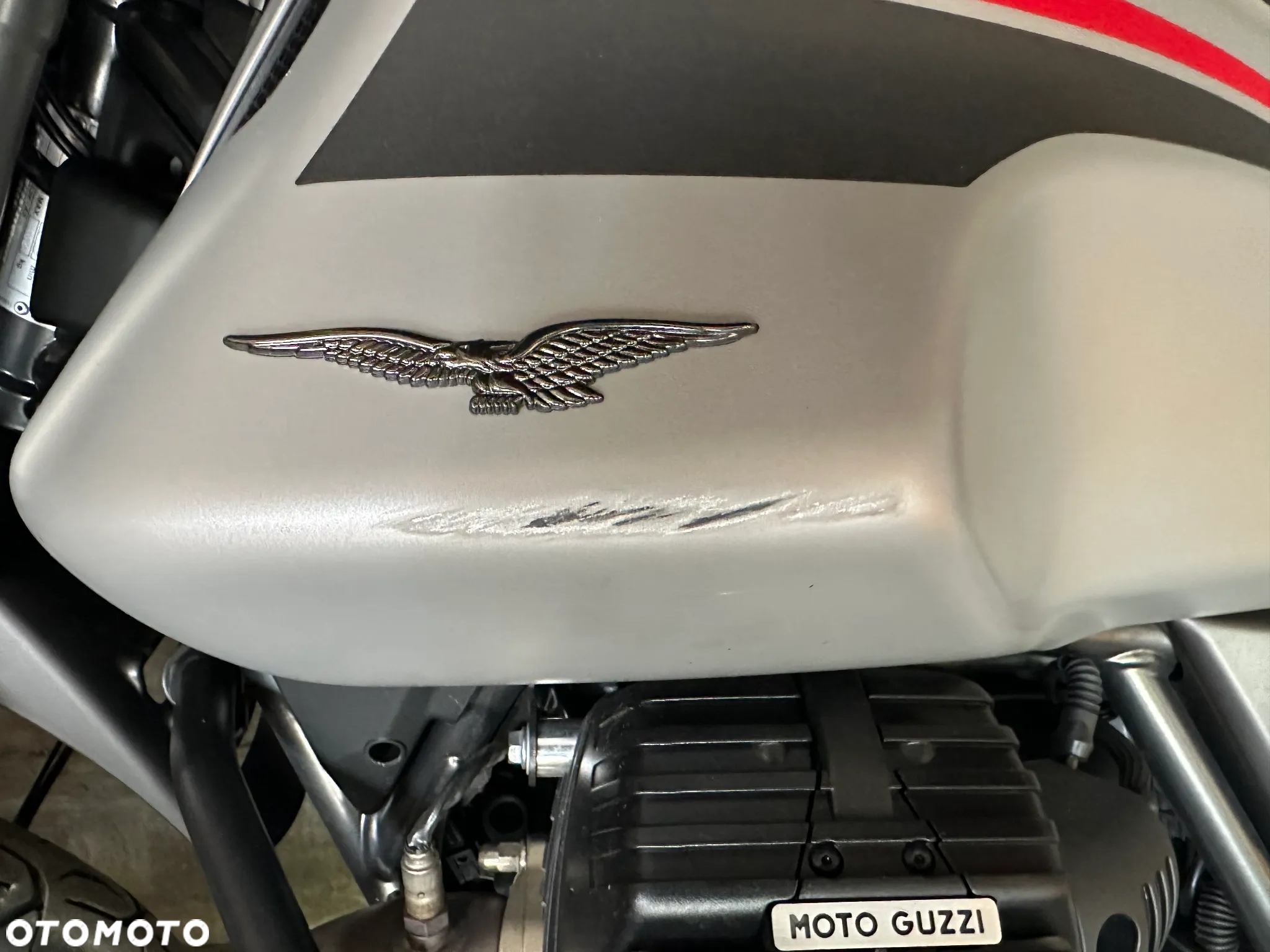 Moto Guzzi V85 - 6