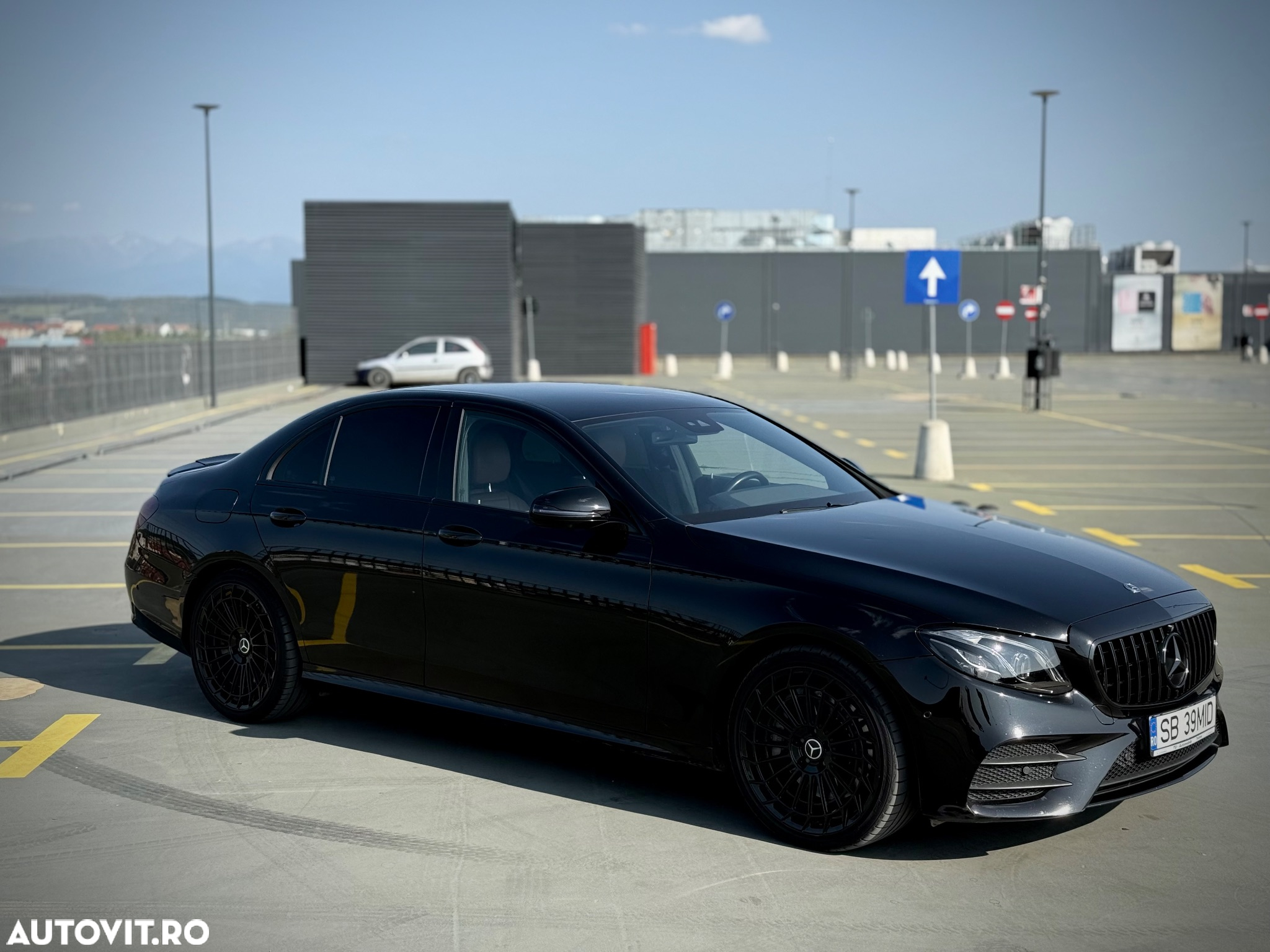 Mercedes-Benz E 400 4Matic 7G-TRONIC Avantgarde - 5