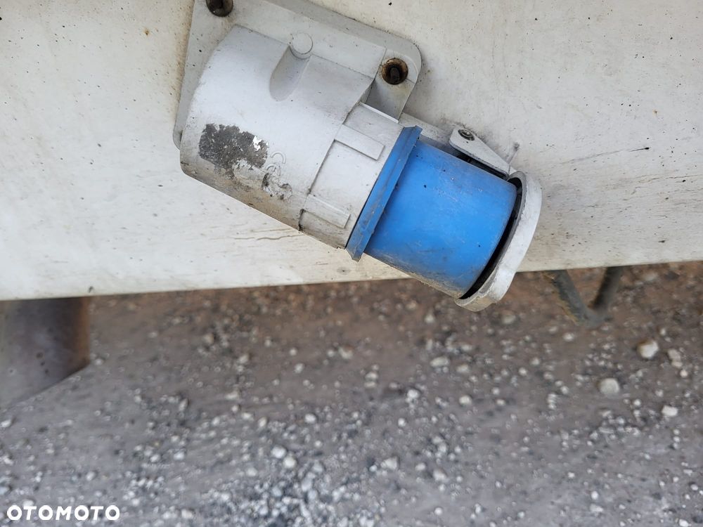 Fiat Ducato 18r 2.3 JTD 130KM Izoterma Chłodnia Mroźnia KLIMA Food Truck Sklep KONIOWÓZ - 7