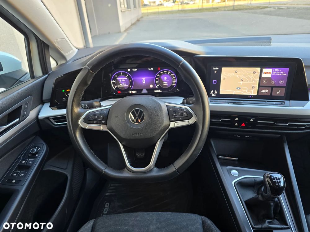 Volkswagen Golf - 30