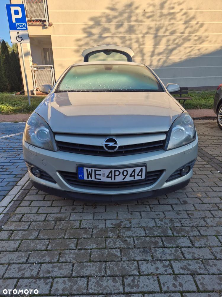 Opel Astra 1.8 Sport - 1